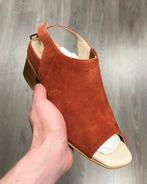 Recharge suede leren hakken schoenen elegant bruin - Maat 39, Kleding | Dames, Schoenen, Schoenen met lage hakken, Recharge, Ophalen of Verzenden