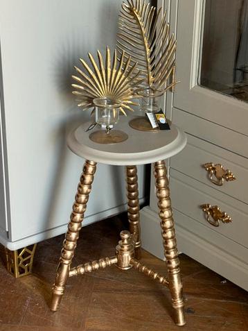 Vintage tafeltje, bijzettafel Hotel Chique taupe goud VdlM beschikbaar voor biedingen
