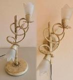 1 wandlamp,1 tafellamp Brocante Italiaans metaal melkglas, Huis en Inrichting, Lampen | Tafellampen, Gebruikt, Ophalen of Verzenden