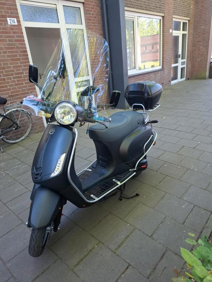 La Souris Sourini Bouwjaar 2023, Fietsen en Brommers, Scooters | Overige merken, Zo goed als nieuw, Ophalen