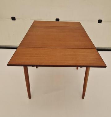 Vintage uitschuiftafel van Cees Braakman, 80x80cm beschikbaar voor biedingen