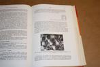 Boek. Klockmanns leerboek mineralogie. Talloze tabellen., Verzamelen, Mineralen en Fossielen, Ophalen of Verzenden