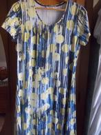 Leuke jurk met geel en blauw enz. in maat L., Kleding | Dames, Jurken, Blauw, Maat 42/44 (L), Zo goed als nieuw, Fashion highlight