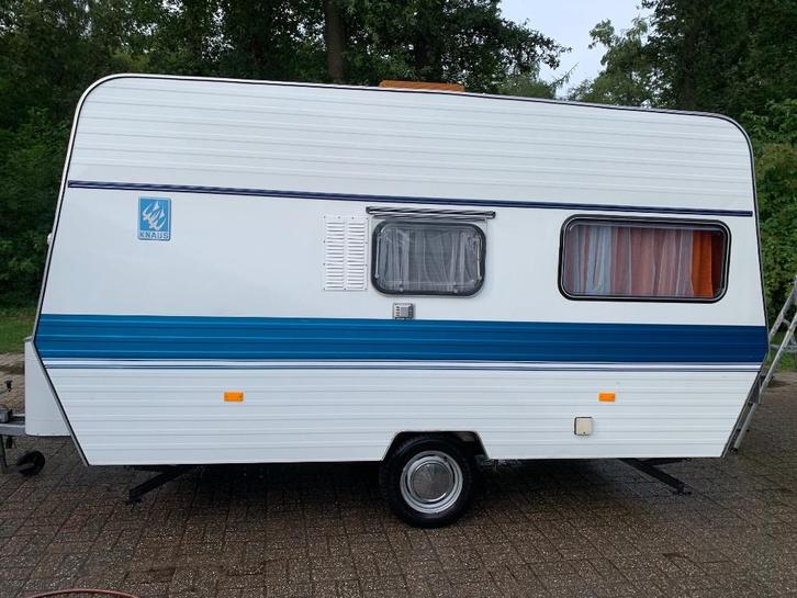 Retro knaus komfort 415 uit 1977, Caravans en Kamperen, Caravans, Particulier, tot en met 4, 750 - 1000 kg, Treinzit, Knaus, Overige typen