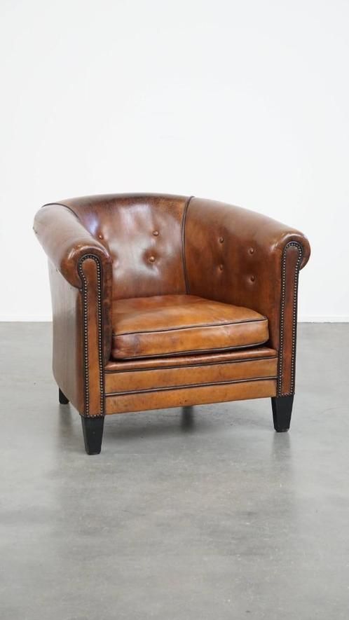 Prachtige gecapitonneerde luxe schapenleren clubfauteuil, Huis en Inrichting, Fauteuils, Gebruikt, Leer, 75 tot 100 cm, 75 tot 100 cm
