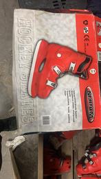 Partij schaatsen in pallet krat, Sport en Fitness, Ophalen, Zo goed als nieuw, Noren, Overige merken