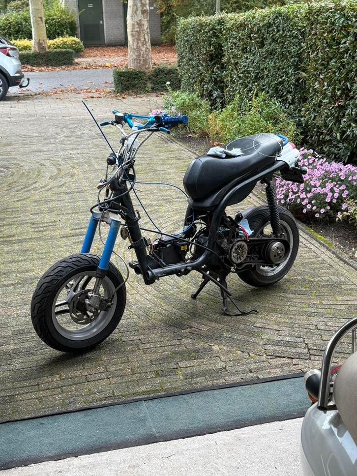 Peugeot ludix 70 in onderdelen, Fietsen en Brommers, Brommeronderdelen | Algemeen, Zo goed als nieuw, Blok, Ophalen of Verzenden