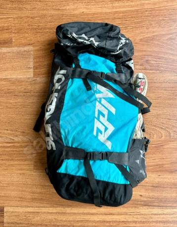 Slingshot RPM 8m2 kite + Bar beschikbaar voor biedingen