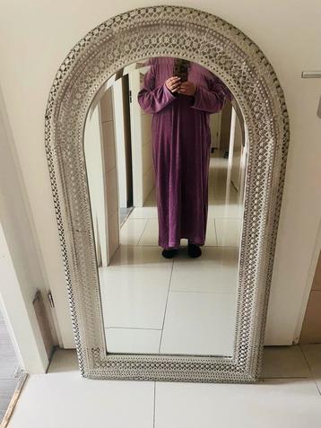 Halfronde Spiegel - Xenos Siegel Stijl beschikbaar voor biedingen