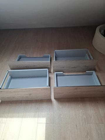 Lades met ladegeleiders softclose.