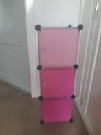 Roze plastic kubus kast., 105 cm of meer, Minder dan 50 cm, Ophalen of Verzenden, Zo goed als nieuw