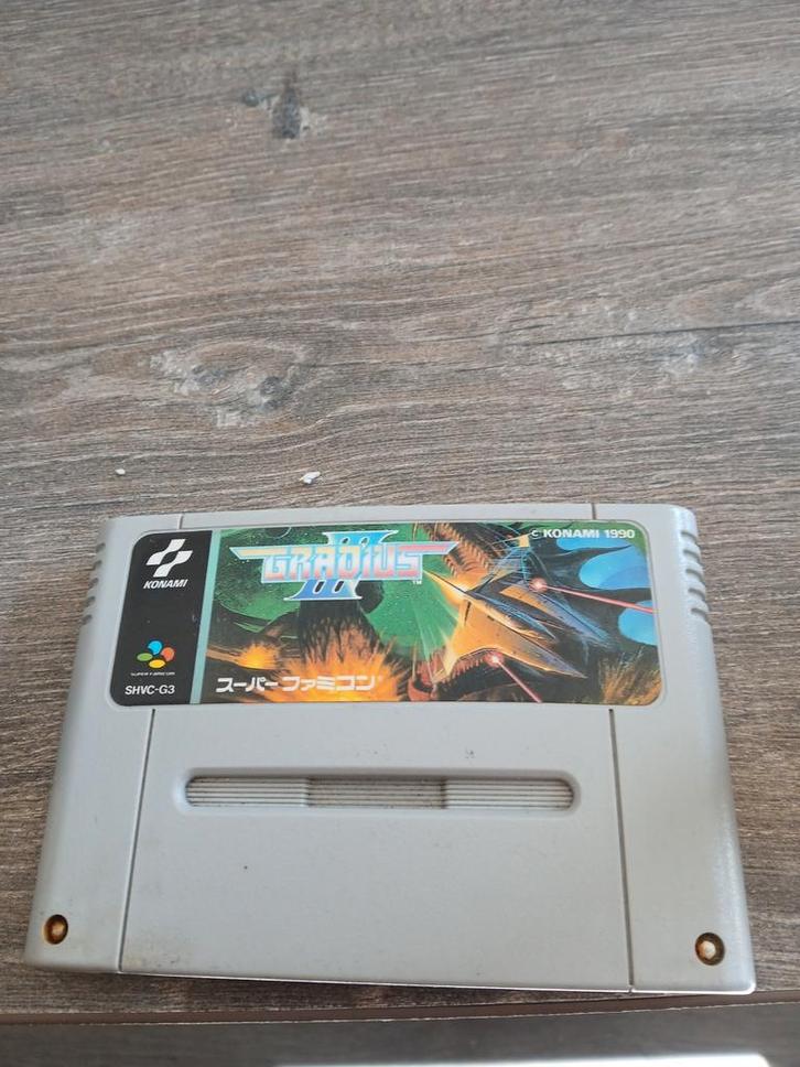 Gradius III - Super Famicom (SNES), Spelcomputers en Games, Games | Overige, Ophalen of Verzenden