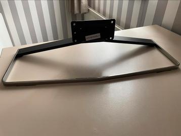 Philips voetstuk voor een tv beschikbaar voor biedingen