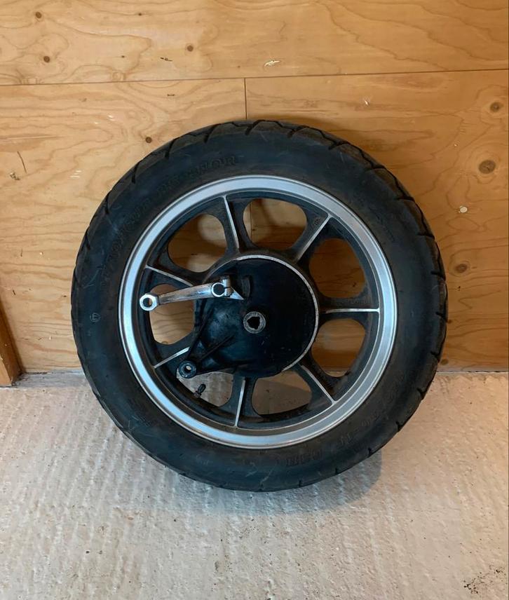 Kawasaki KZ750/KZ550 achterwiel compleet, Motoren, Onderdelen | Kawasaki, Gebruikt, Ophalen of Verzenden