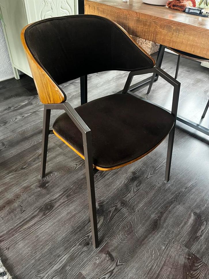 4 eetkamerstoelen, staal met hout en bruin fluweel, Huis en Inrichting, Stoelen, Gebruikt, Vier, Hout, Bruin, Ophalen