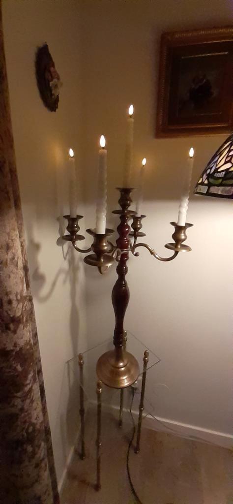 Klassieke Vijfarmige Kandelaar met Kaarsen, Antiek en Kunst, Antiek | Kandelaars, Koper of Brons, Ophalen of Verzenden