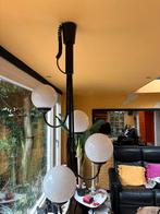 Zwarte metalen hanglamp met glazen bollen, Huis en Inrichting, Lampen | Vloerlampen, Ophalen of Verzenden, Zo goed als nieuw, Minder dan 100 cm