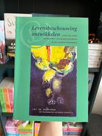 J. De Schepper - Levensbeschouwing ontwikkelen, Verzenden, Zo goed als nieuw, HBO