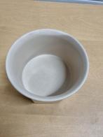 Bloempot beige aardewerk, Tuin en Terras, Ophalen of Verzenden, 'T Olde Gre-j, Info@toldegrej.nl, Endepoelstraat 20f Didam