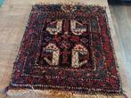 oosters oud tapijtje, Huis en Inrichting, Stoffering | Tapijten en Kleden, Ophalen of Verzenden, Gebruikt, Rechthoekig, 50 tot 100 cm