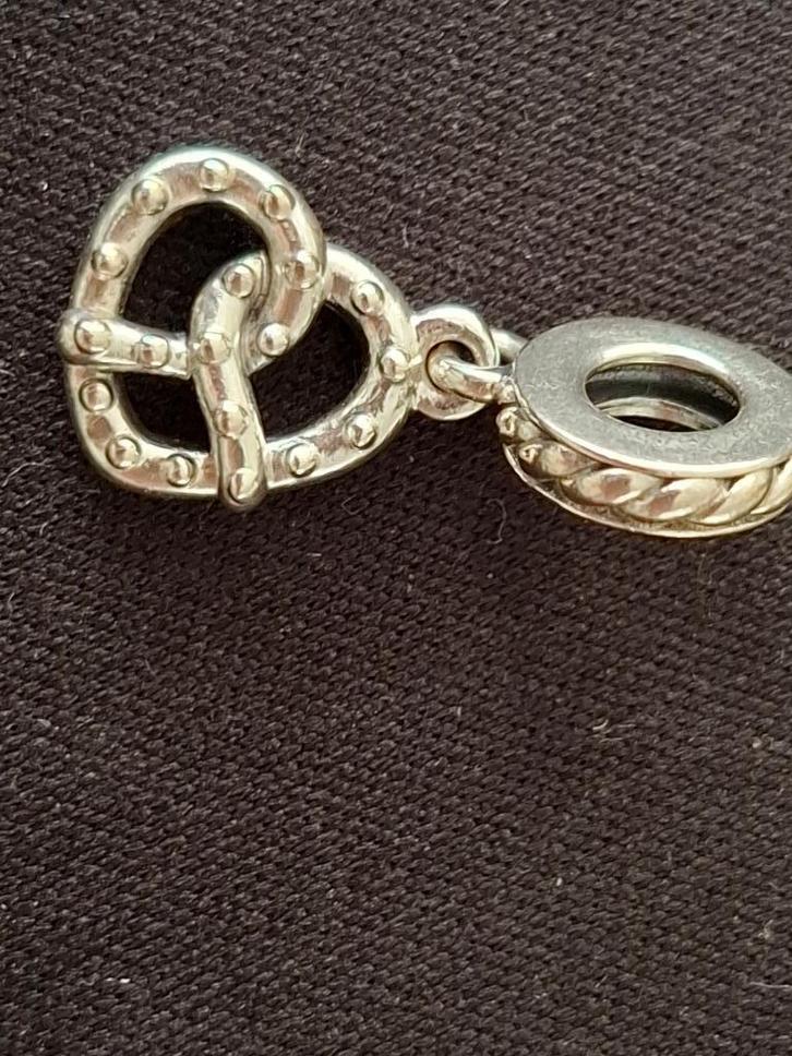 pandora, Sieraden, Tassen en Uiterlijk, Bedels, Zo goed als nieuw, Pandora, Zilver, 4 bedels of meer, Ophalen