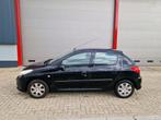 Peugeot 206 + 1.1 XR airco nwe apk en koppeling, Stof, Gebruikt, 750 kg, 60 pk
