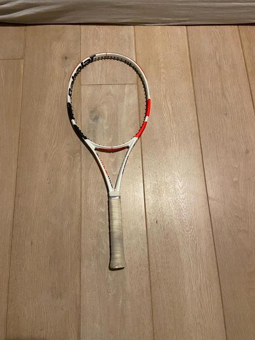 Babolat Pure Strike 2023, Sport en Fitness, Tennis, Zo goed als nieuw, Racket, Babolat, L2, Ophalen of Verzenden