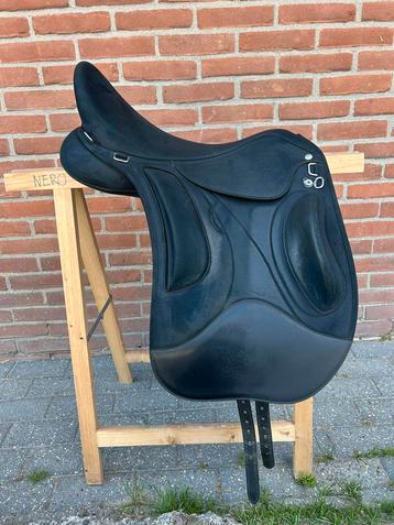 Wintec Pro Endurance Hart 18 inch zwart beschikbaar voor biedingen