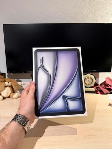 Ipad Air - M3 (2025) (7 gen) GESEALD beschikbaar voor biedingen