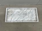 Hay - large marble tray, Huis en Inrichting, Woonaccessoires | Dienbladen, Ophalen, Zo goed als nieuw, Rond, Metaal