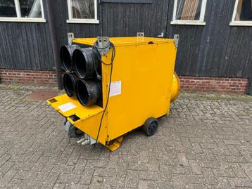 Groot Heteluchtkanon Kachel Heater Diesel 115.000 Kcal beschikbaar voor biedingen