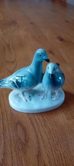 Porseleinen duiven beeldje, Ophalen, Zo goed als nieuw, Mens