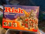 HET bordspel voor de feestdagen: RISK, Hobby en Vrije tijd, Gezelschapsspellen | Bordspellen, Ophalen of Verzenden, Zo goed als nieuw