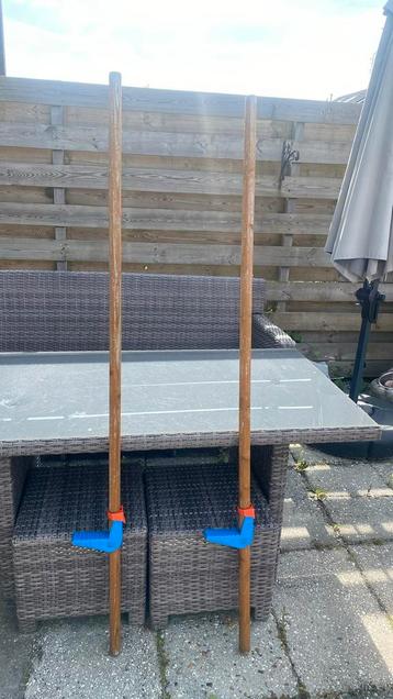 Stelten beschikbaar voor biedingen