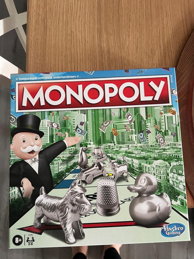 Monopoly spel nieuw in doos!!!, Hobby en Vrije tijd, Gezelschapsspellen | Bordspellen, Ophalen of Verzenden, Zo goed als nieuw