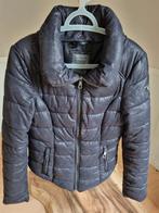 Guess Winterjas XS - Slangenprint Design, Guess, Ophalen of Verzenden, Zo goed als nieuw, Maat 34 (XS) of kleiner