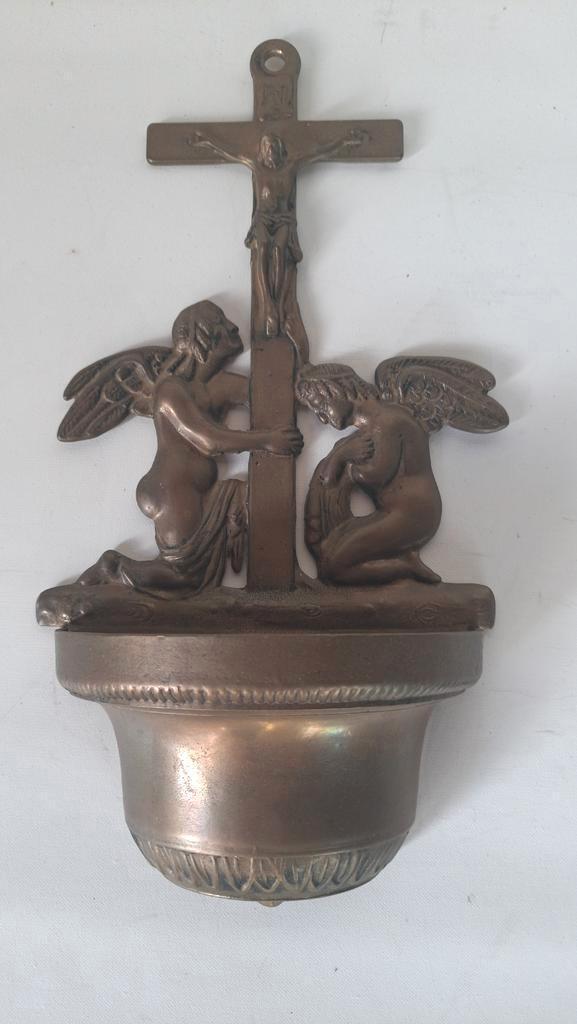 Wijwaterbakje messing,lees de beschrijving, Verzamelen, Religie, Gebruikt, Ophalen of Verzenden