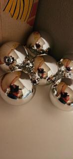 set 3 zilverkleurige kerstballen voor maar € 1,00, Diversen, Ophalen of Verzenden, Zo goed als nieuw
