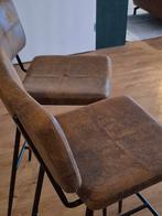 Industriele look barkrukken met zwart metalen poten en suede, Ophalen, 60 tot 90 cm, Leer, Zo goed als nieuw