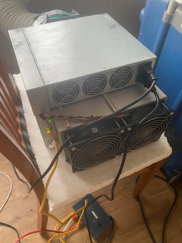 Bitmain Antminer S19 Pro 95 TH/s - Nieuwstaat!, Computers en Software, Overige Computers en Software, Zo goed als nieuw, Ophalen of Verzenden