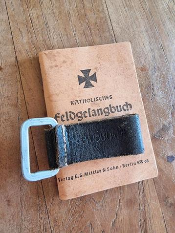 WO2 Wehrmacht Koppel en Zangboekje - Origineel beschikbaar voor biedingen