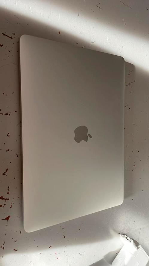 Macbook Pro 13’ Touchbar, Computers en Software, Apple Macbooks, Zo goed als nieuw, MacBook Pro, 13 inch, 2 tot 3 Ghz, 256 GB