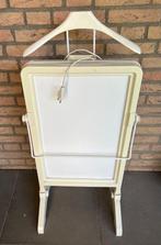 Dressboy met elektrische broekpersfunctie, Huis en Inrichting, Woonaccessoires | Overige, Ophalen, Gebruikt