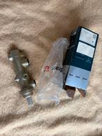 VW T3 hoofdremcilinder nieuw bus camper caravelle joker, Ophalen, Zo goed als nieuw