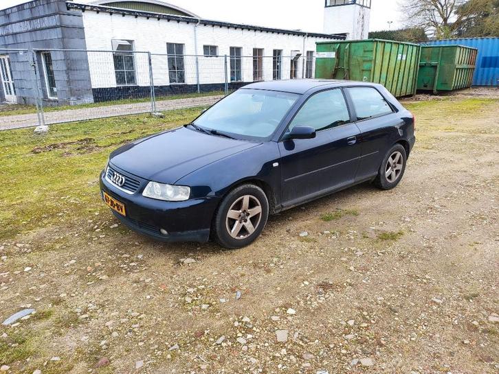 Audi A3 1.6 75KW 3D 2002 Blauw, Auto's, Audi, Particulier, A3, Airbags, Climate control, Elektrische buitenspiegels, Radio, Trekhaak
