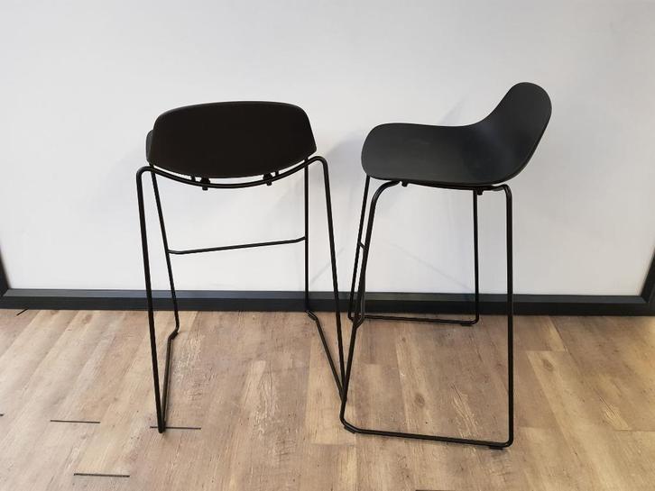 Design kruk Zwart, Huis en Inrichting, Barkrukken, Nieuw, 60 tot 90 cm, Kunststof, 1 kruk, Ophalen of Verzenden