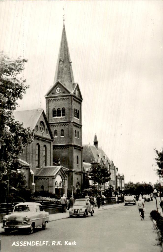 Assendelft - Kerk, Verzamelen, Ansichtkaarten | Nederland, Ongelopen, Noord-Holland, Voor 1920, Ophalen of Verzenden