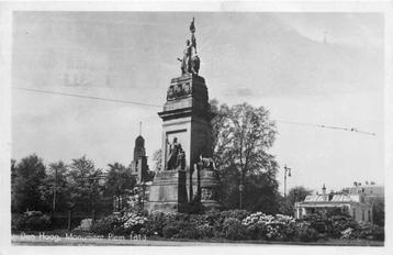 (377-032-017) Den Haag  Monument Plein 1813 beschikbaar voor biedingen