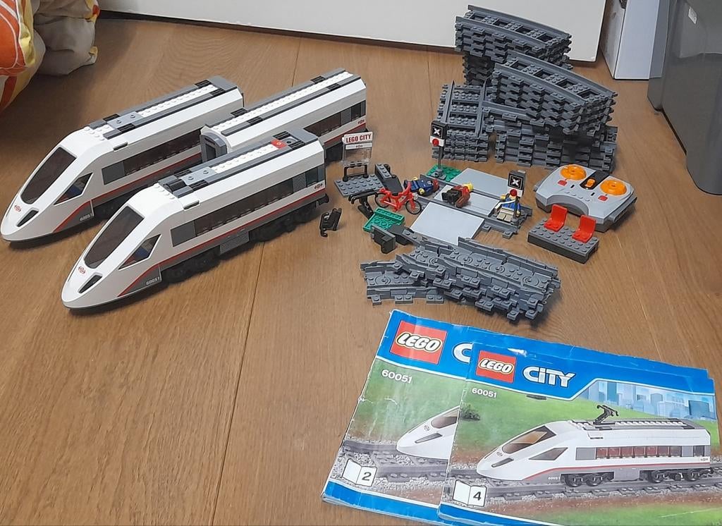 Lego Hogesnelheidstrein 60051 + Extra Rails, Ophalen of Verzenden, Gebruikt, Complete set, Lego