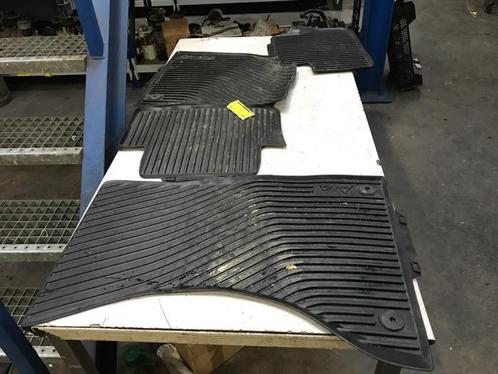 Matten Set van een Audi A4, Auto-onderdelen, Interieur en Bekleding, Audi, Gebruikt, 3 maanden garantie, Ophalen of Verzenden